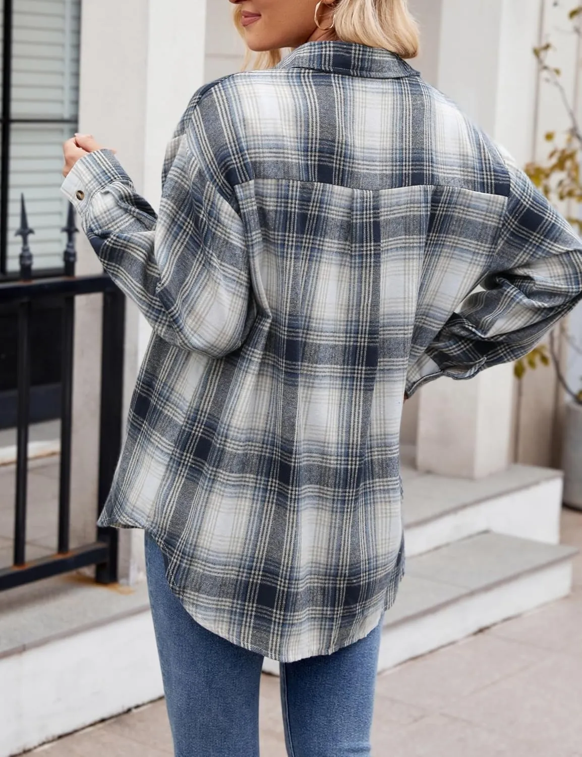 Womens Oversized Flannel Plaid Shirts Casual Button Down Blouse Tops with Pockets
