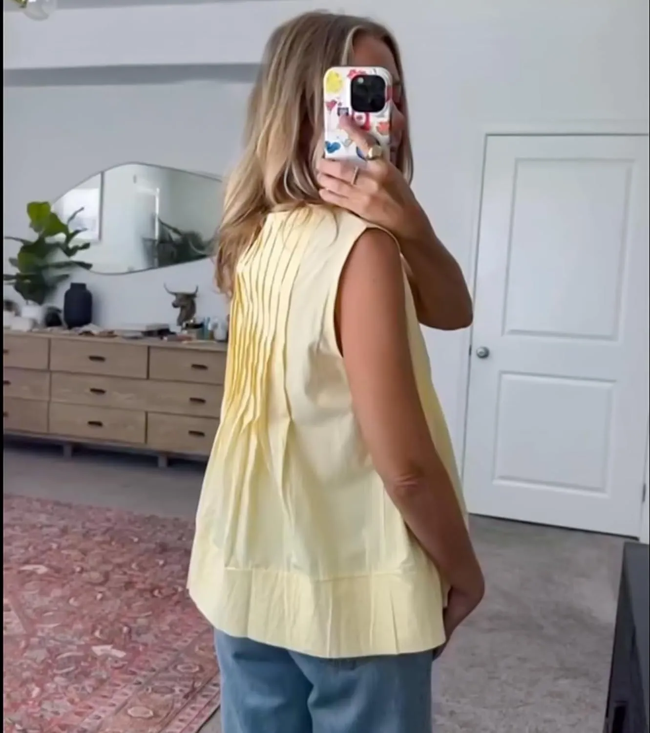 Women's Pleated Peplum Sleeveless Blouses Babydoll Ruffle Hem Tank Tops Y2K Round Neck Blouse Shirt