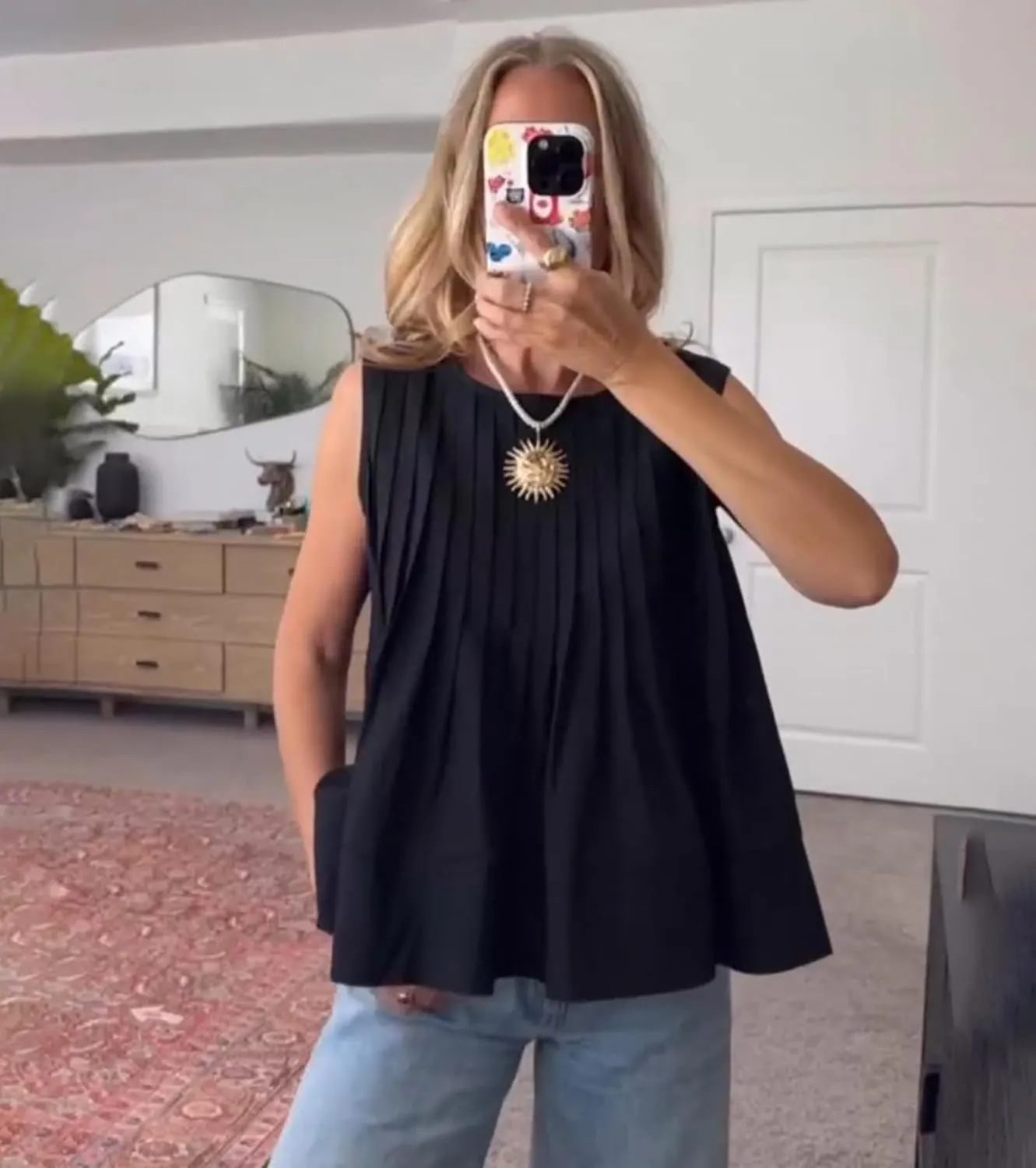 Women's Pleated Peplum Sleeveless Blouses Babydoll Ruffle Hem Tank Tops Y2K Round Neck Blouse Shirt