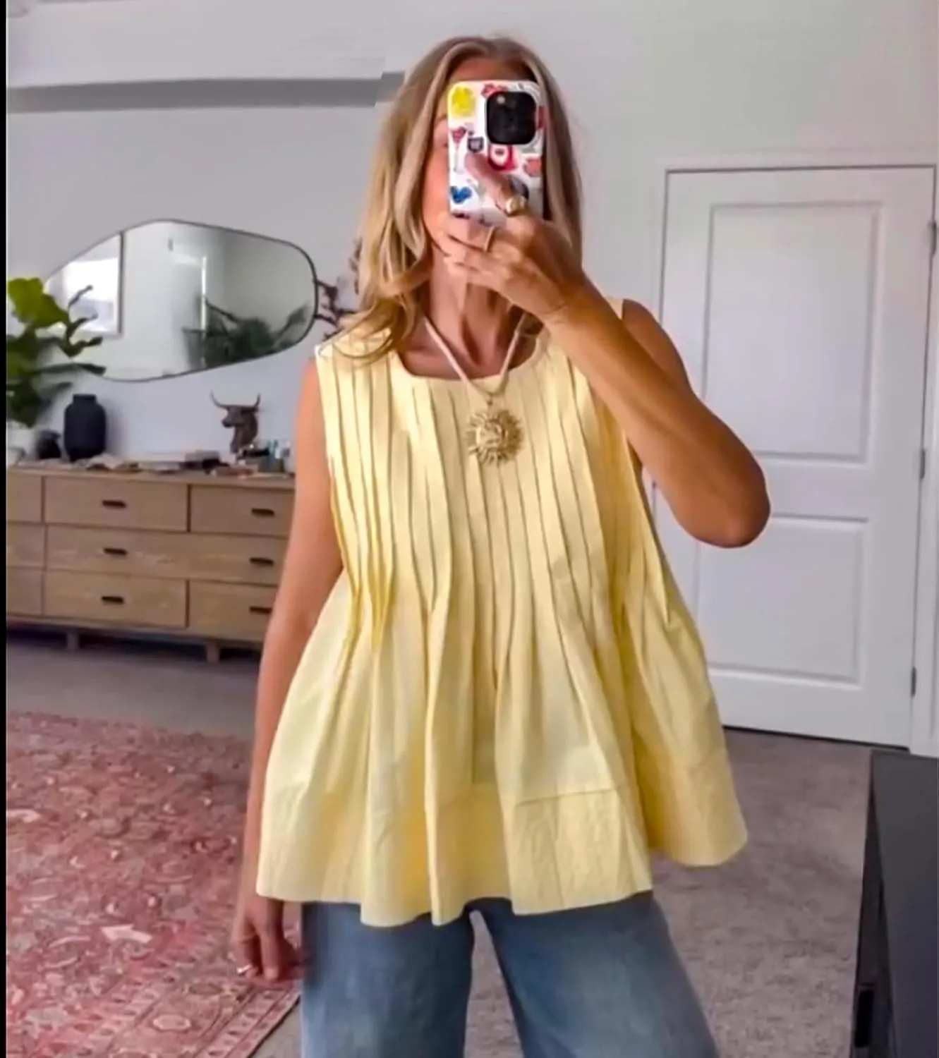Women's Pleated Peplum Sleeveless Blouses Babydoll Ruffle Hem Tank Tops Y2K Round Neck Blouse Shirt